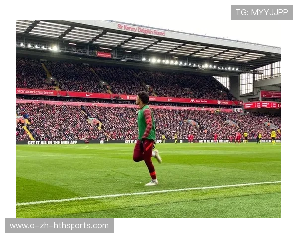 利物浦阿诺德斜长传训练更精准——打造未来传球大师的秘密武器